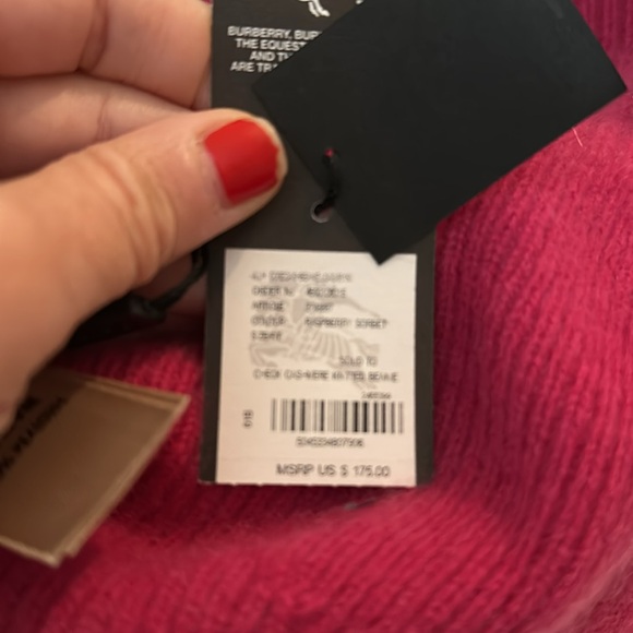 NWT women's Burberry hot pink beanie winter snow hat w Burberry design front - Picture 9 of 9